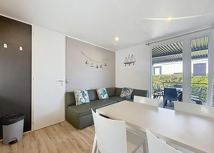 Mobil-home Grand Confort: 2 Ch, Piscine, A 200m, Parking, Wifi - Fr-1-361a-96 Jullouville-les-Pins